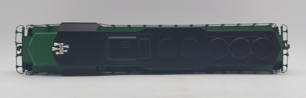 Lionel 6-18208 O Gauge Burlington Northern SD-40 Dummy Diesel Locomotive #8586 LN/Box