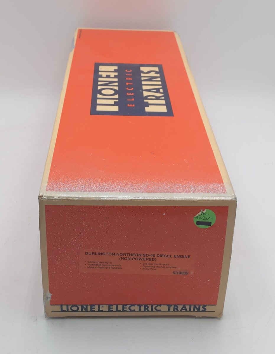 Lionel 6-18208 O Gauge Burlington Northern SD-40 Dummy Diesel Locomotive #8586 LN/Box