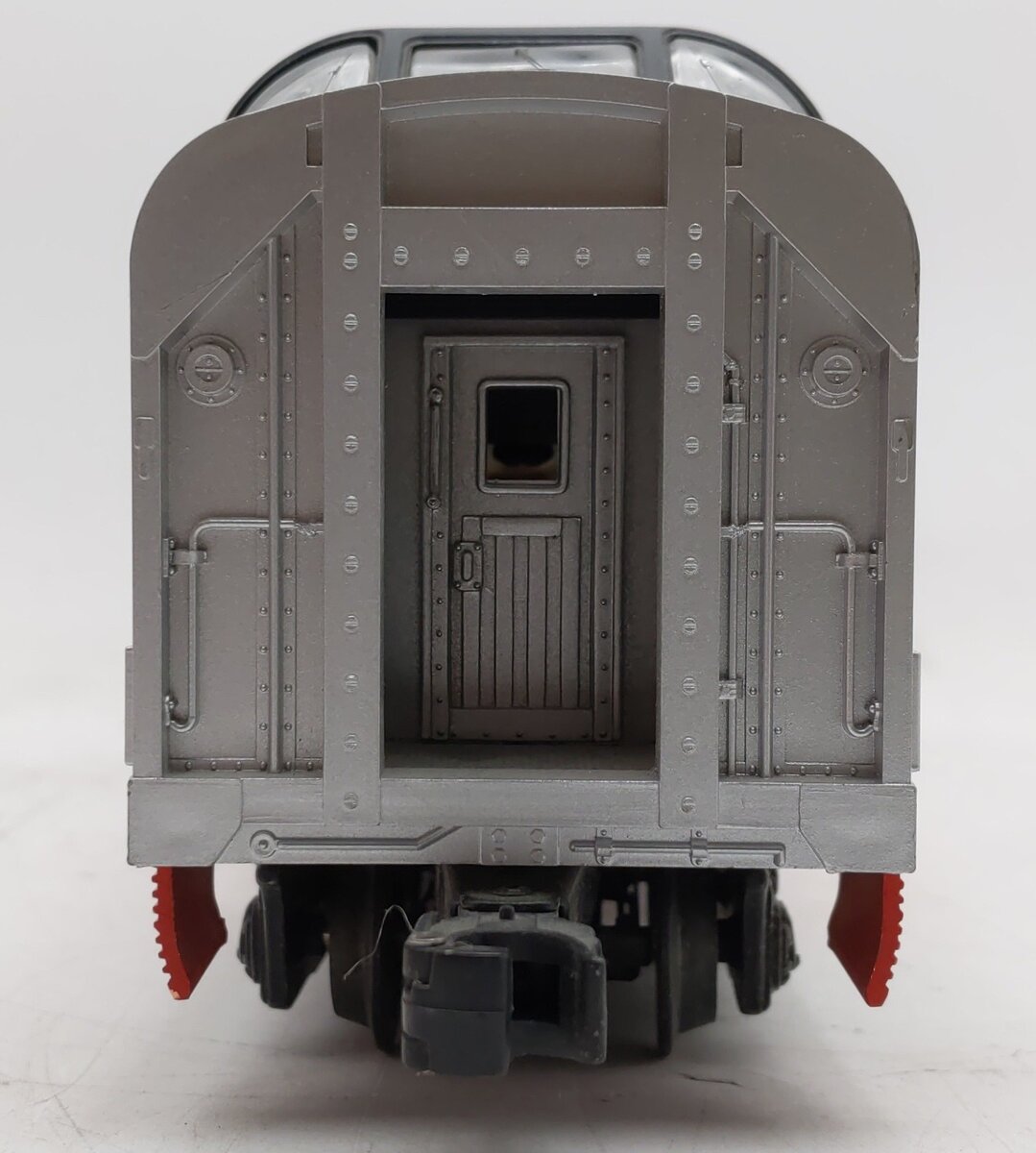 Lionel 6-19107 O Gauge Southern Pacific Daylight Full Vista Dome Passenger Car VG/Box