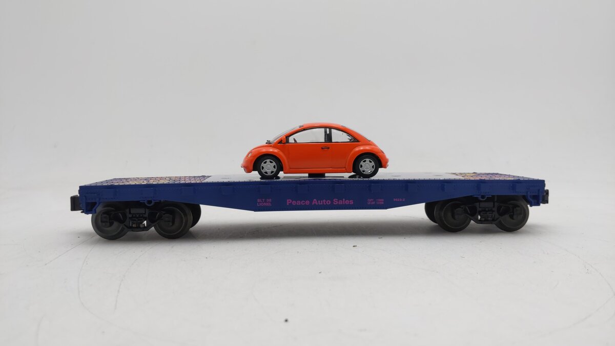 Lionel 6-19444 O Gauge Peace Auto Sales Flatcar with Volkswagen Bug EX/Box