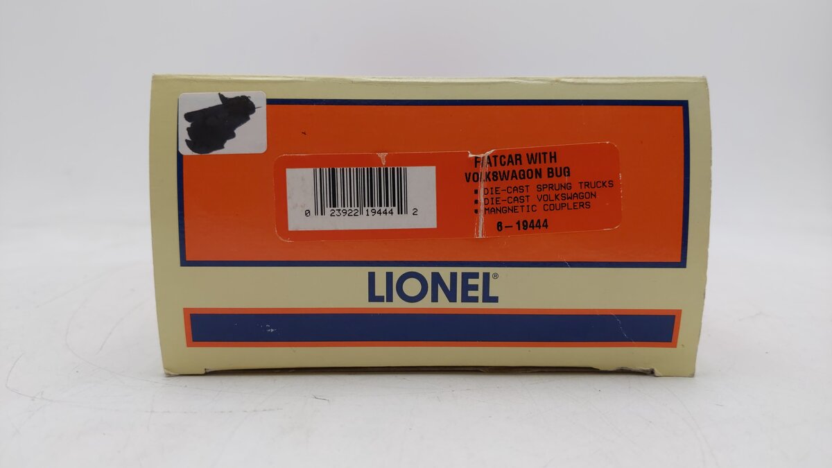 Lionel 6-19444 O Gauge Peace Auto Sales Flatcar with Volkswagen Bug EX/Box