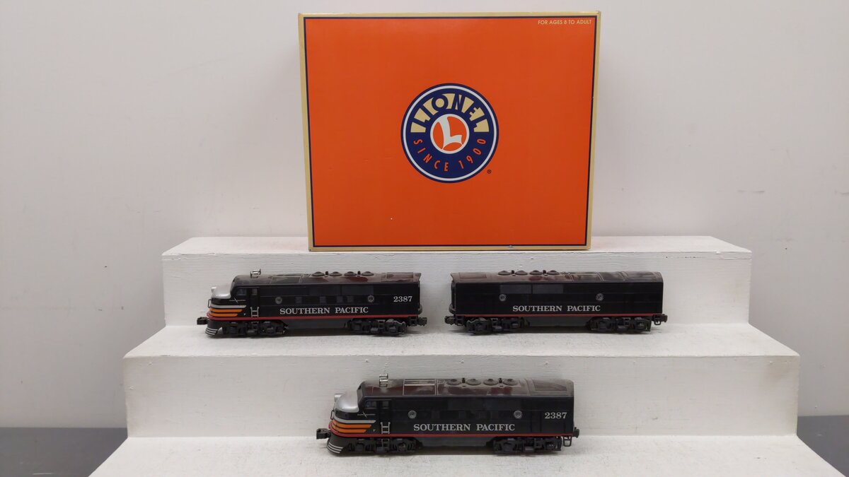 Lionel 6-38197 O Gauge Southern Pacific F-3 ABA Diesel Locomotive Set #2387 EX/Box