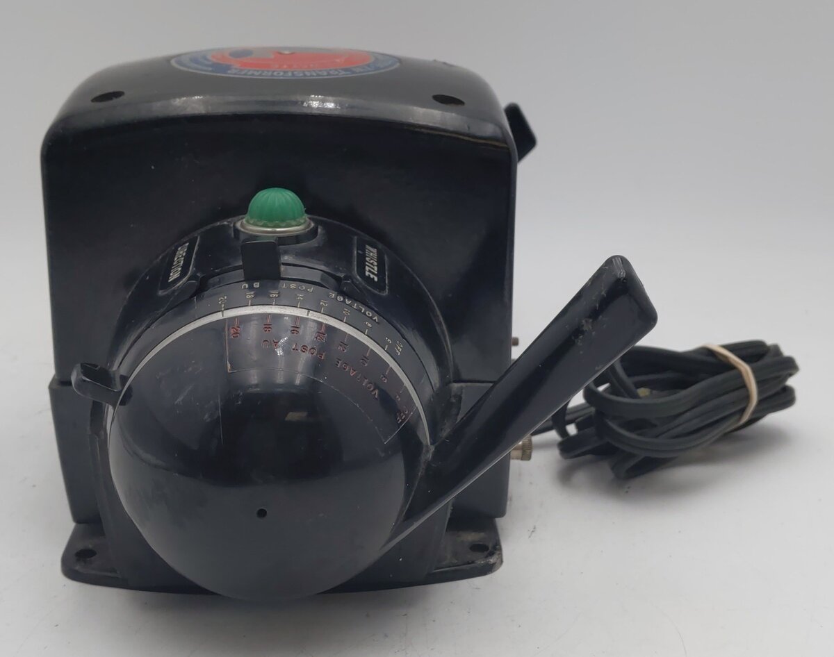 Lionel ZW Vintage O Gauge Trainmaster 275 Watt Transformer with Whistle