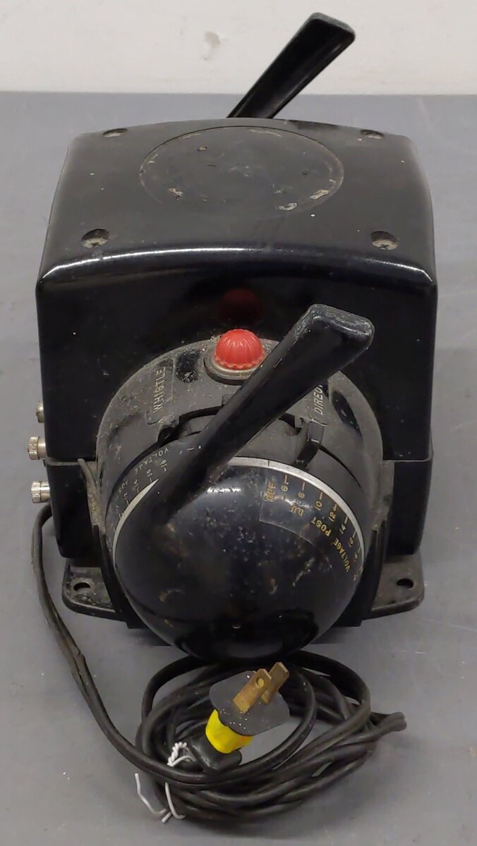 Lionel ZW Vintage O Gauge Trainmaster 275 Watt Transformer with Whistle