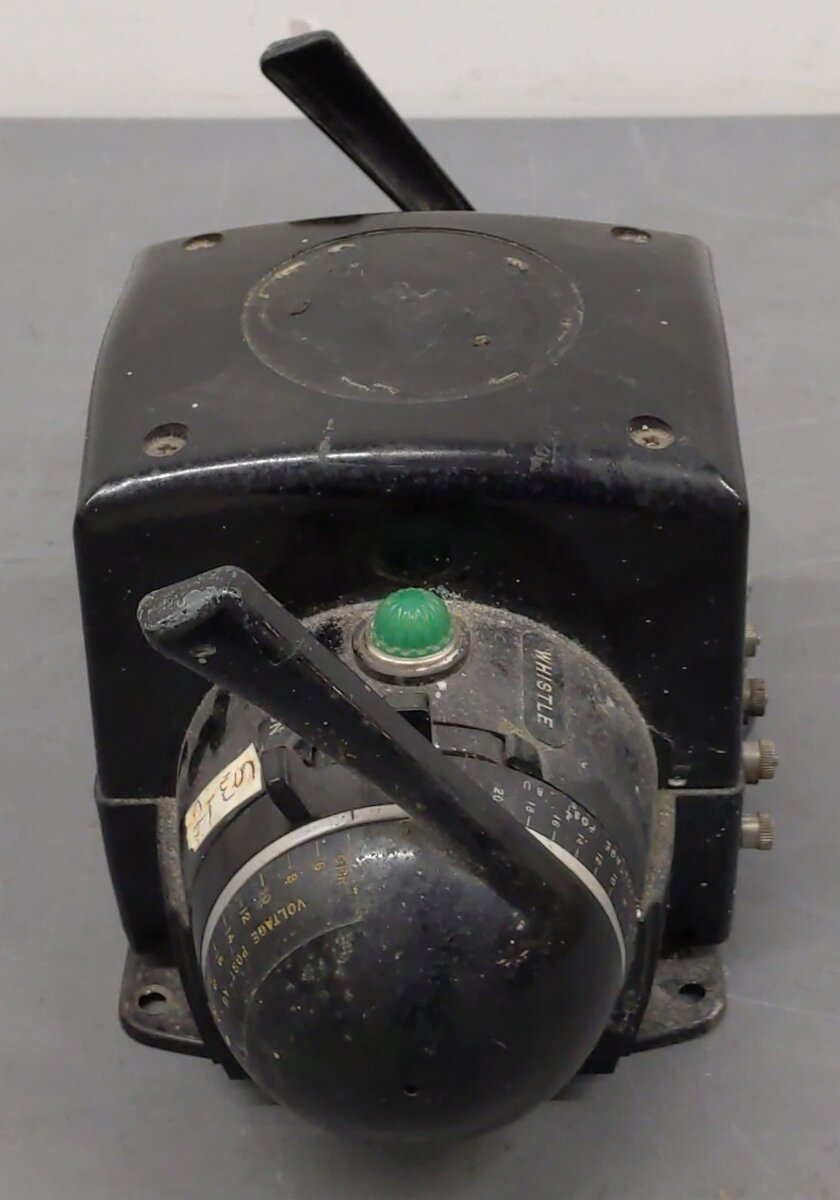 Lionel ZW Vintage O Gauge Trainmaster 275 Watt Transformer with Whistle