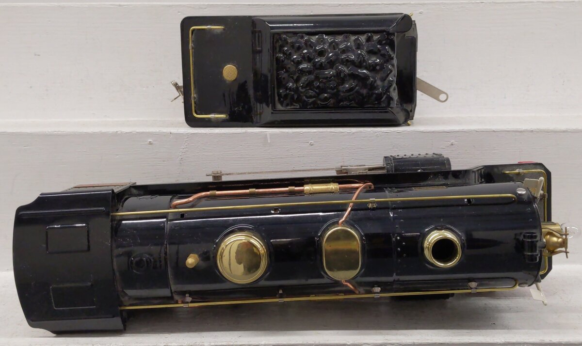 Lionel 6-13100 O Standard Gauge 390E Black Steam Locomotive and Tender EX/Box