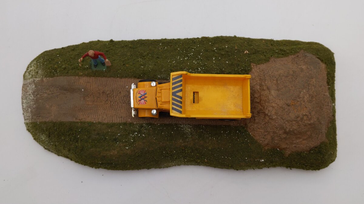 K-Line K42414 O Gauge Dump Truck Construction Scene EX/Box