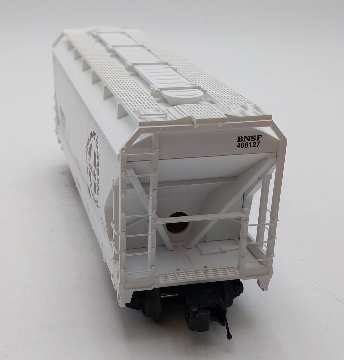 MTH 20-97668 O BNSF 2-Bay Centerflow Hopper #406127 NIB