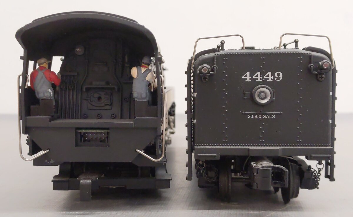MTH 30-1421-1 BNSF 4-8-4 GS-4 Northern Steam Locomotive #4449 w/PS2 EX/Box