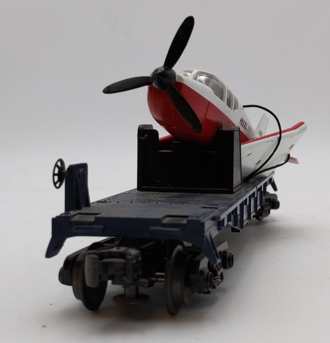 MTH 30-7621 O MTH Transportation Co Flatcar w/Red & White Airplane #1959 EX/Box