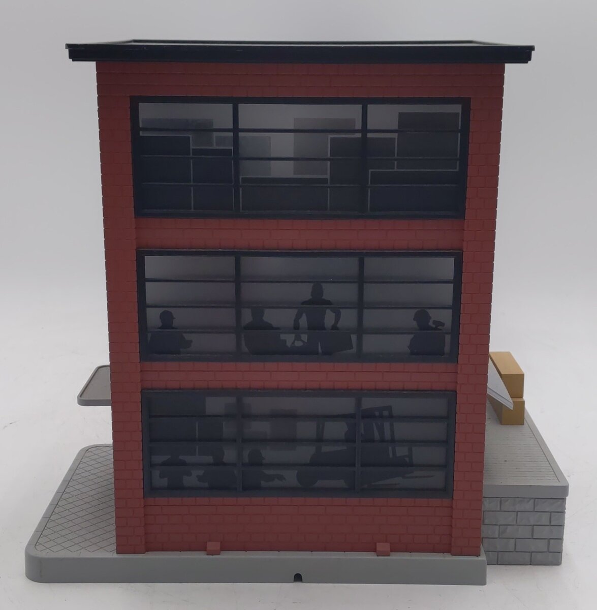 MTH 30-9110 O Gauge Operating Transfer Dock LN