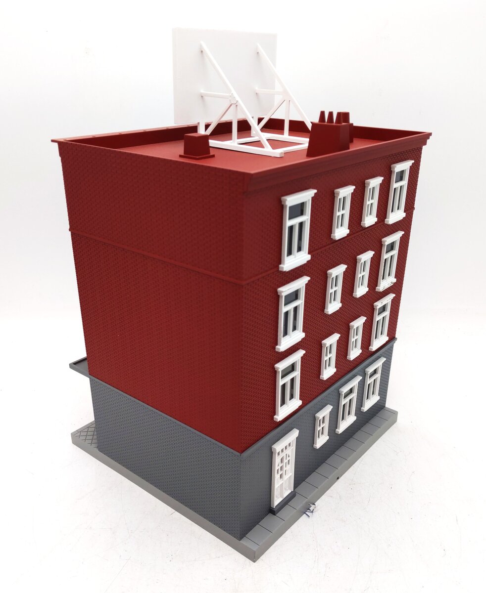 MTH 30-9082 Assembled Vanderbuilt 4-Story Hotel Building EX