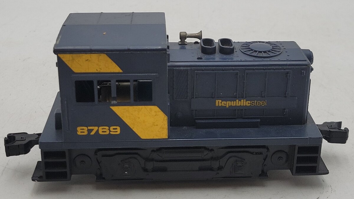 Lionel 6-8769 O Gauge Republic Steel Diesel Locomotive EX