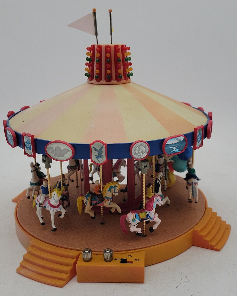 Lionel 6-14109 Operating Circus Carousel EX