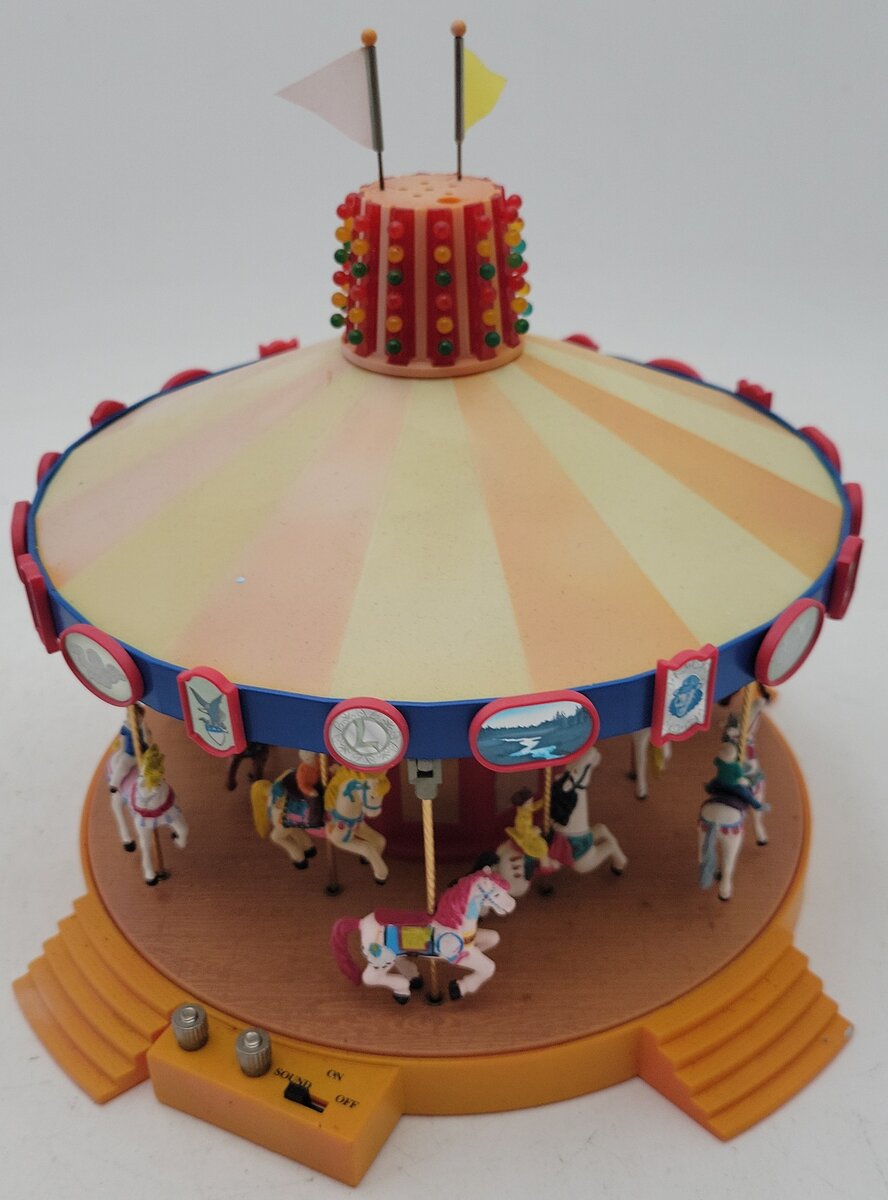 Lionel 6-14109 Operating Circus Carousel EX