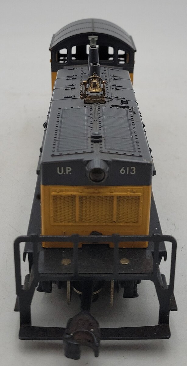 Lionel 613 Vintage O Union Pacific NW-2 Diesel Locomotive VG