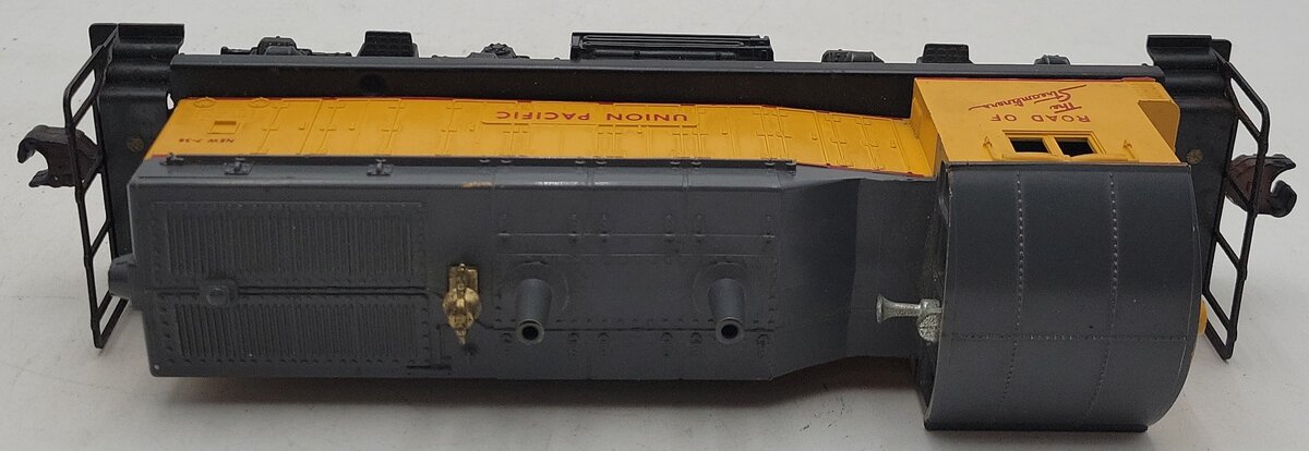 Lionel 613 Vintage O Union Pacific NW-2 Diesel Locomotive VG