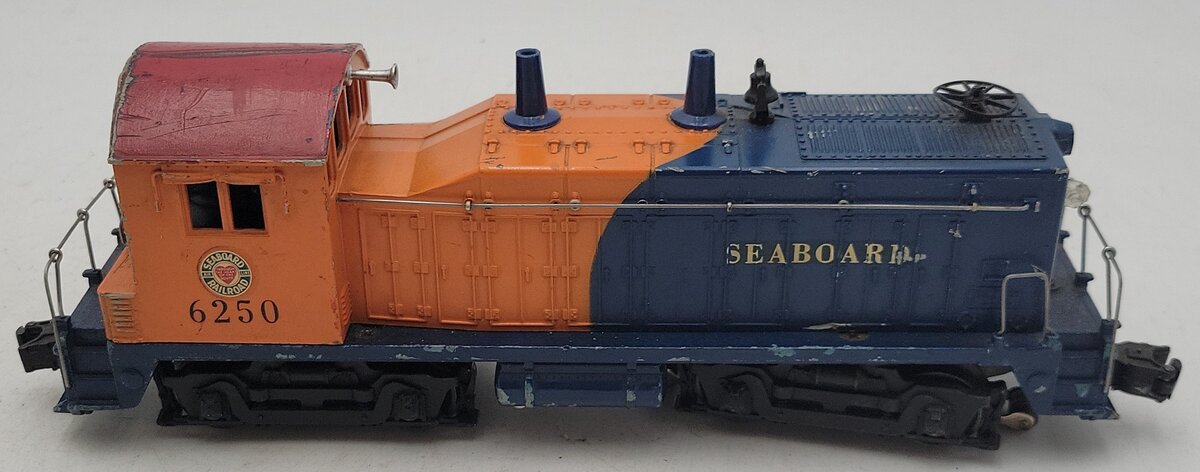 Lionel 6250 Vintage O Seaboard NW-2 Powered Diesel Locomotive