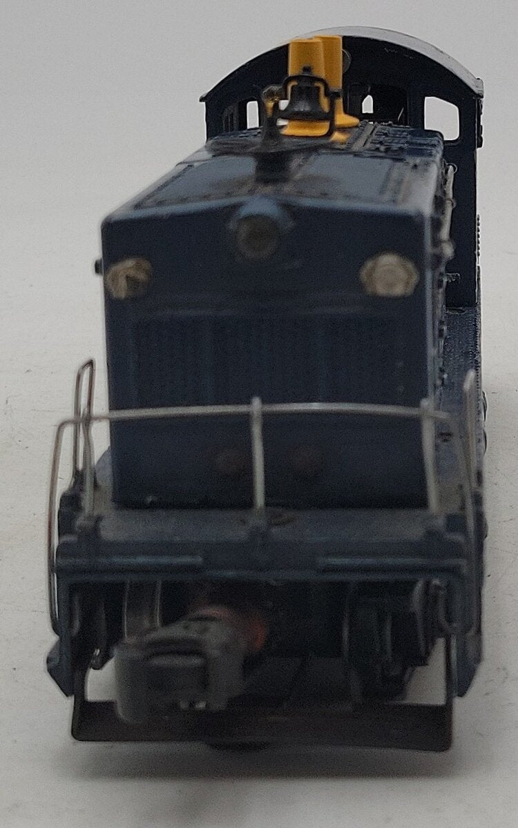 Lionel 624 Vintage O Chesapeake & Ohio NW-2 Powered Diesel Locomotive VG