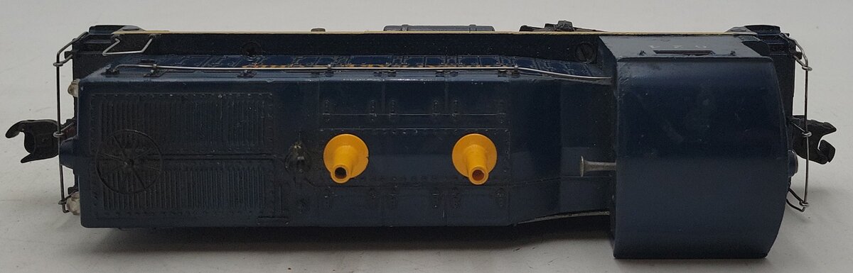 Lionel 624 Vintage O Chesapeake & Ohio NW-2 Powered Diesel Locomotive VG