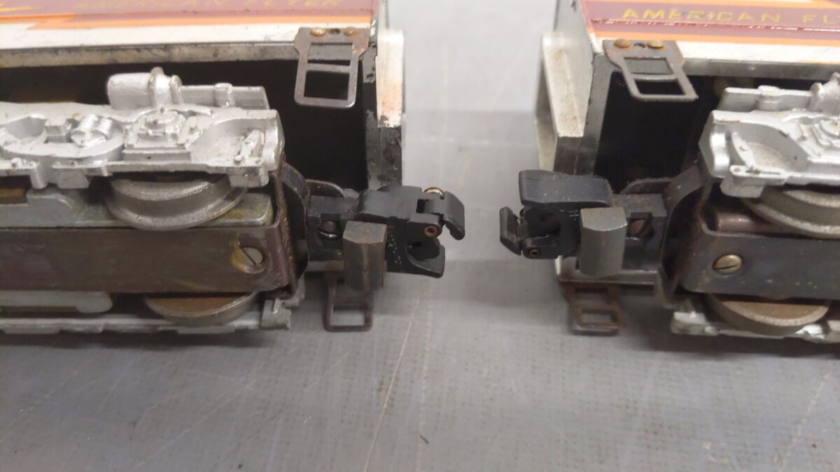 American Flyer 477 & 478 Vintage S Silver Flash PAB Diesel Locomotive Set VG