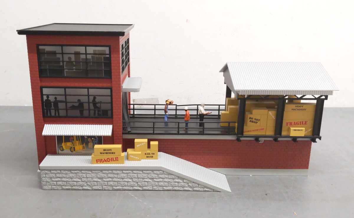 MTH 30-9110 O Gauge Operating Transfer Dock EX