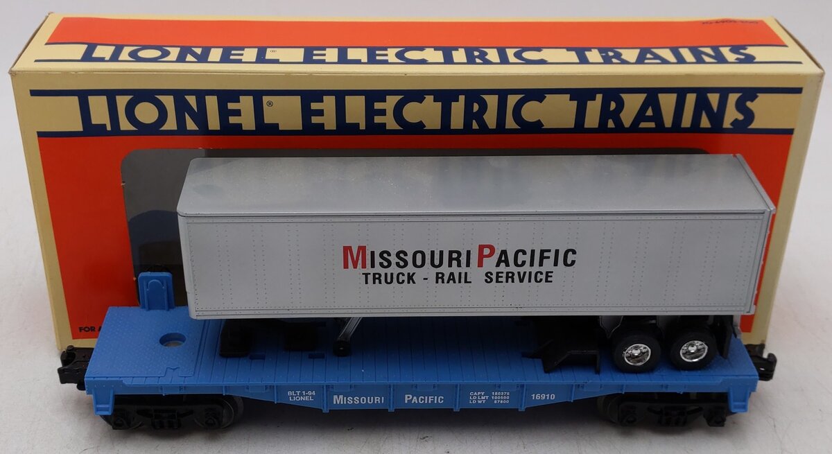 Lionel 6-16910 O Gauge Missouri Pacific Flatcar with Trailer EX/Box