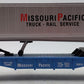 Lionel 6-16910 O Gauge Missouri Pacific Flatcar with Trailer EX/Box