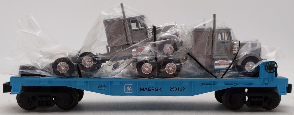 Lionel 6-36091 O Gauge Maersk Flat Car #250129 w/ 2 Diecast Tractors EX/Box
