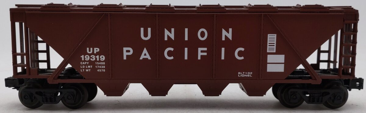 Lionel 6-19319 O Gauge Union Pacific 4-Bay Covered Hopper EX/Box