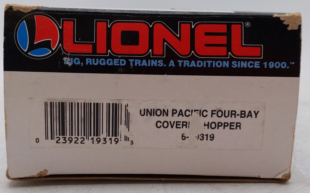 Lionel 6-19319 O Gauge Union Pacific 4-Bay Covered Hopper EX/Box