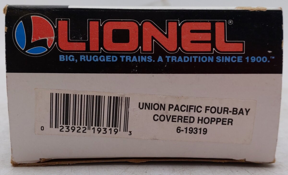 Lionel 6-19319 O Gauge Union Pacific 4-Bay Covered Hopper EX/Box