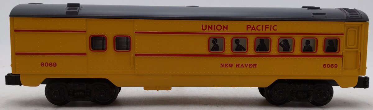 Lionel 6-16069 O Gauge Union Pacific New Haven Combo Car #6069 EX/Box