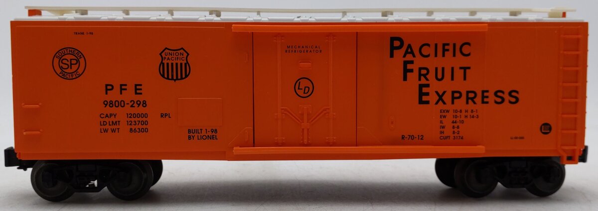 Lionel 6-17315 O Gauge Pacific Fruit Express Refrigerator Car #9800-298 LN/Box