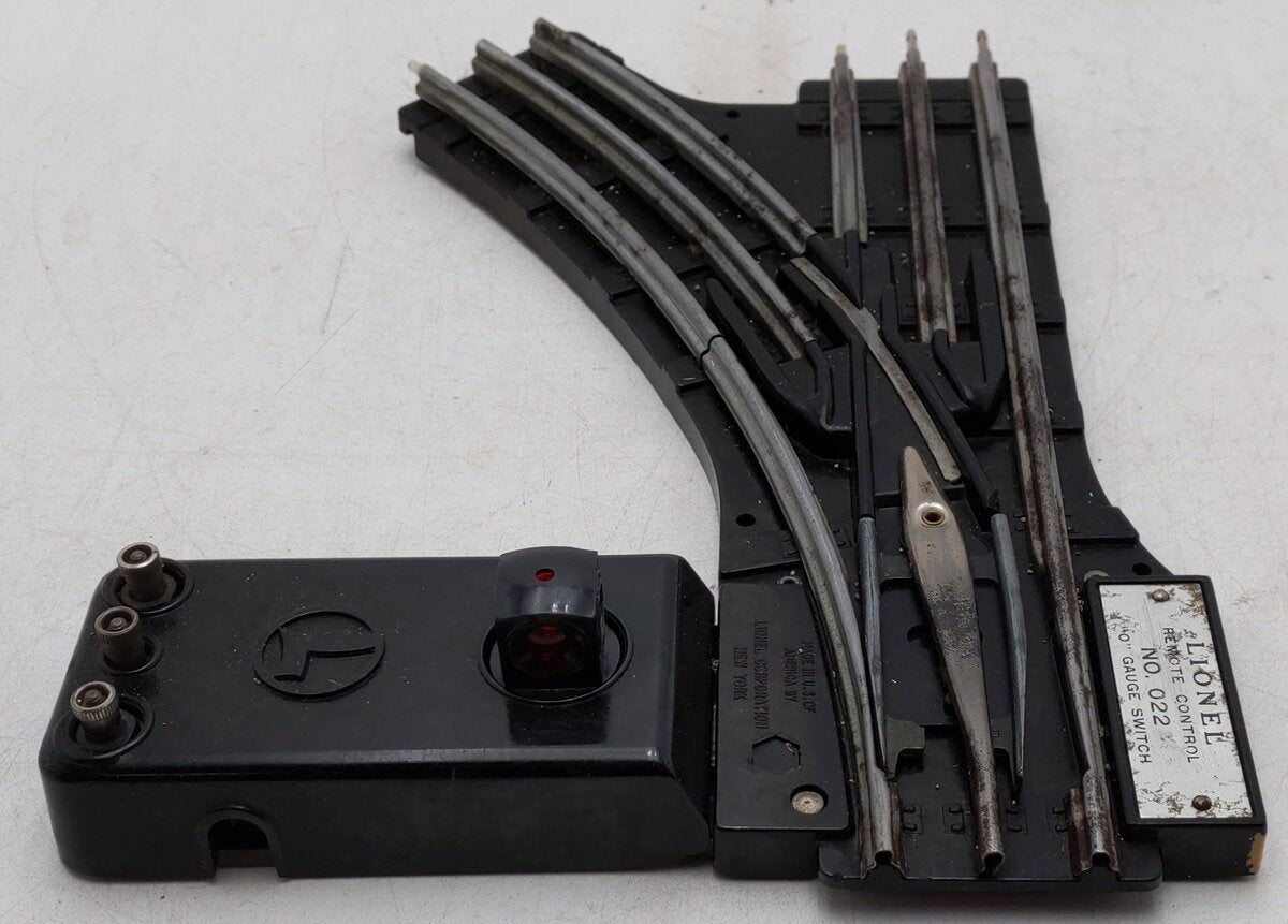 Lionel 6-14062 31" Remote-Control Left Hand Switch Turnout VG/Box