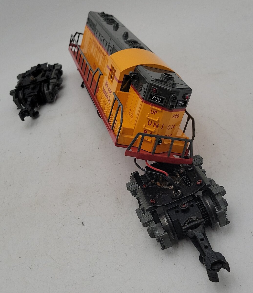 Williams 21439 Union Pacific GP9 Powered Diesel Locomotive