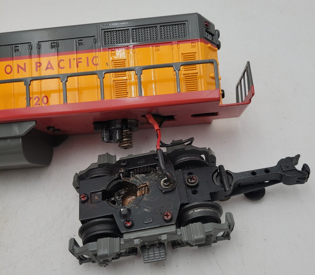 Williams 21439 Union Pacific GP9 Powered Diesel Locomotive
