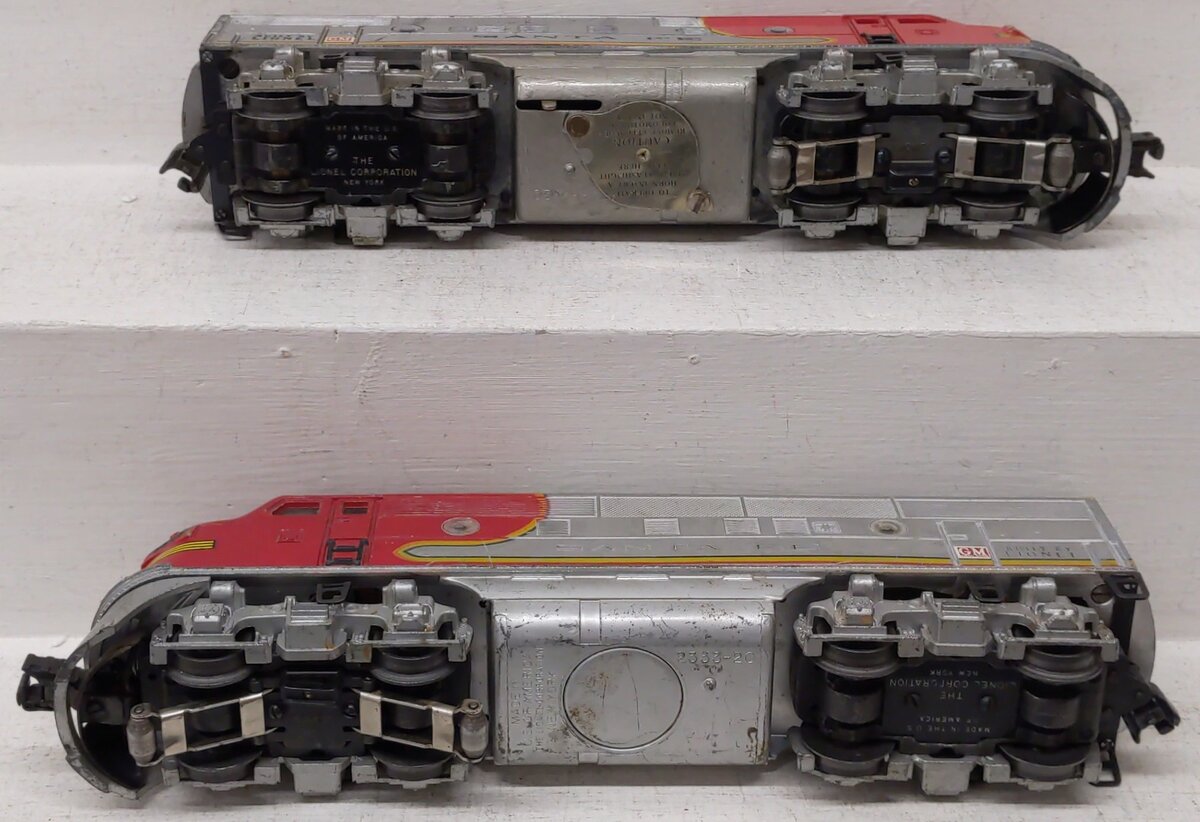 Lionel 2343 Vintage O Gauge Santa Fe F3 AA Diesel Locomotive Set