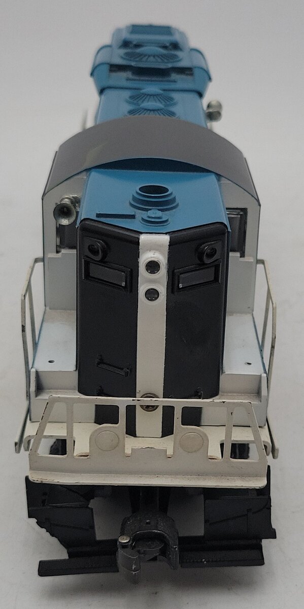 Lionel 6-8655 O Gauge Boston & Maine GP-9 Non-Powered Dummy Diesel Locomotive VG