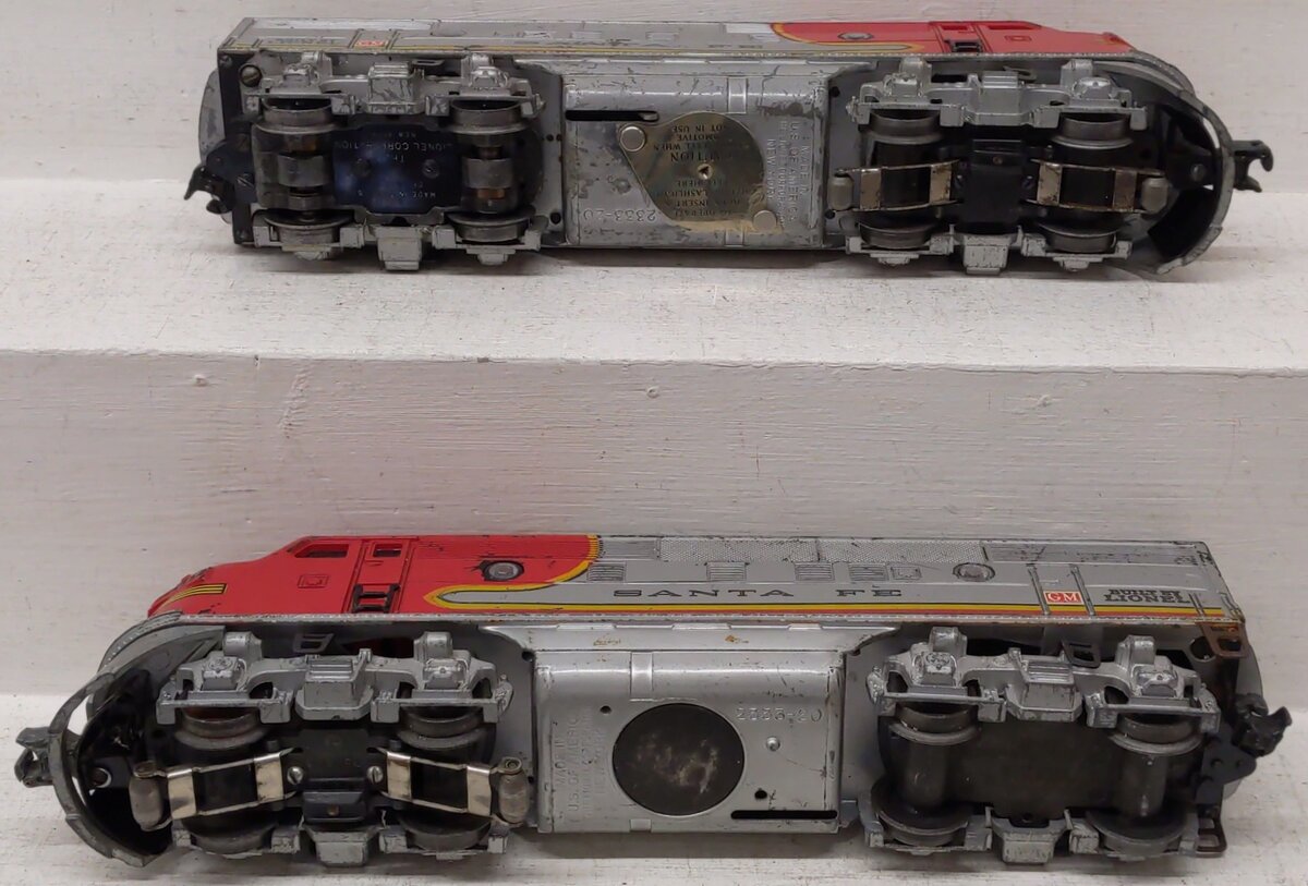 Lionel 2333 Vintage O Santa Fe F3 AA Diesel Set