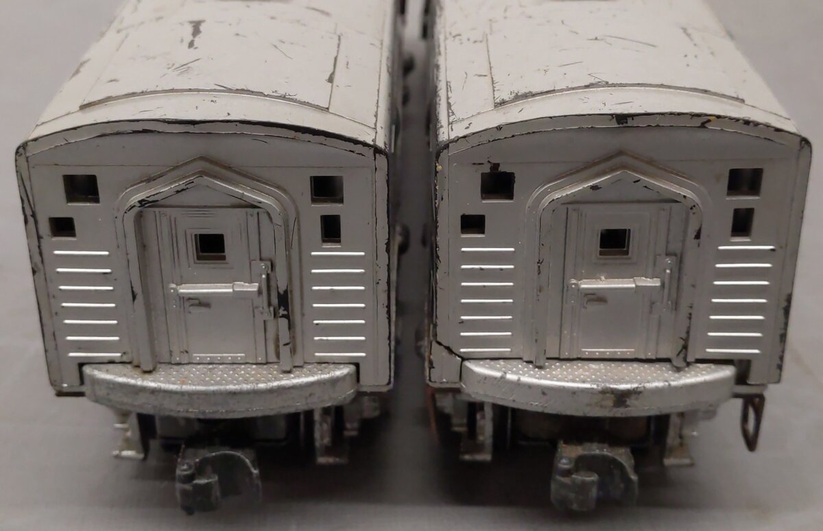 Lionel 2333 Vintage O Santa Fe F3 AA Diesel Set