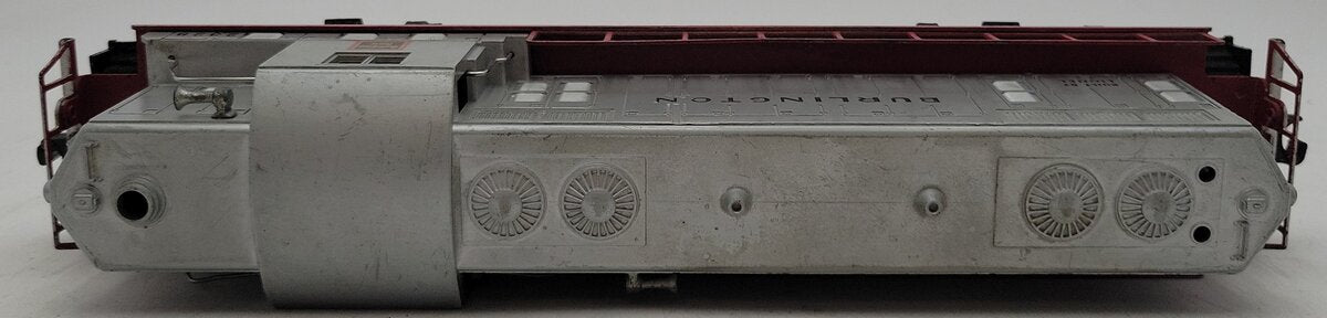 Lionel 2328 Vintage O Burlington GP-7 Powered EMD Diesel Locomotive VG