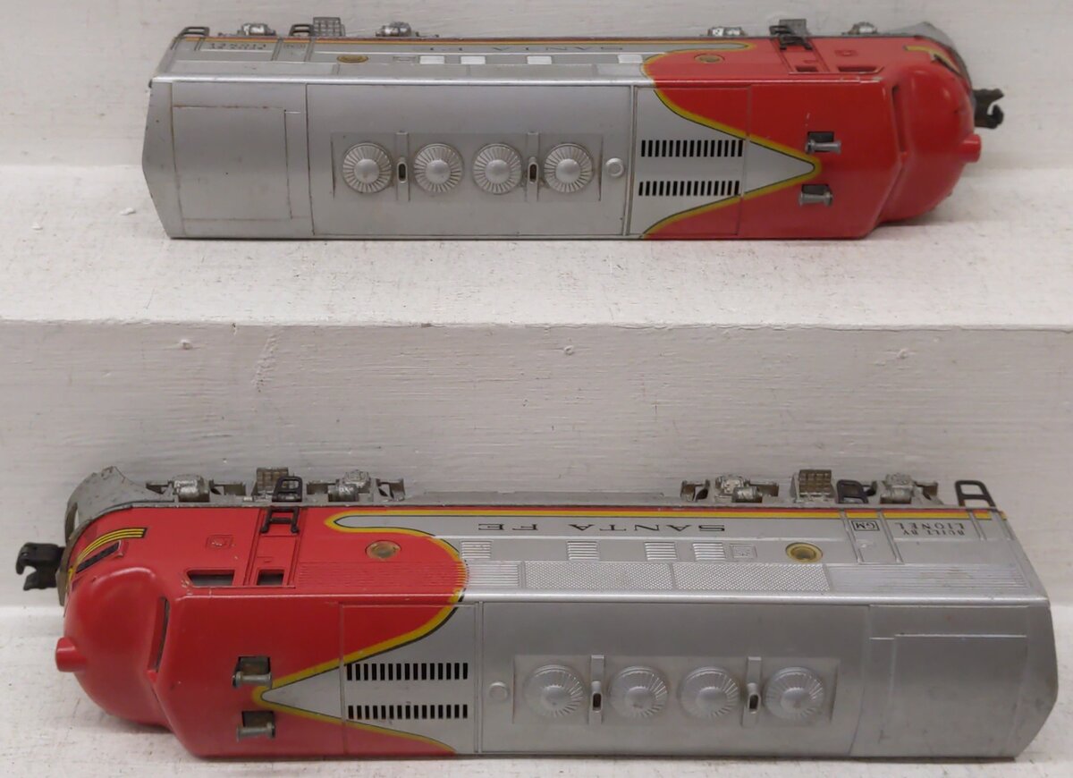 Lionel 2353 Vintage O Santa Fe F-3 AA Diesel Locomotive Set #2353 VG