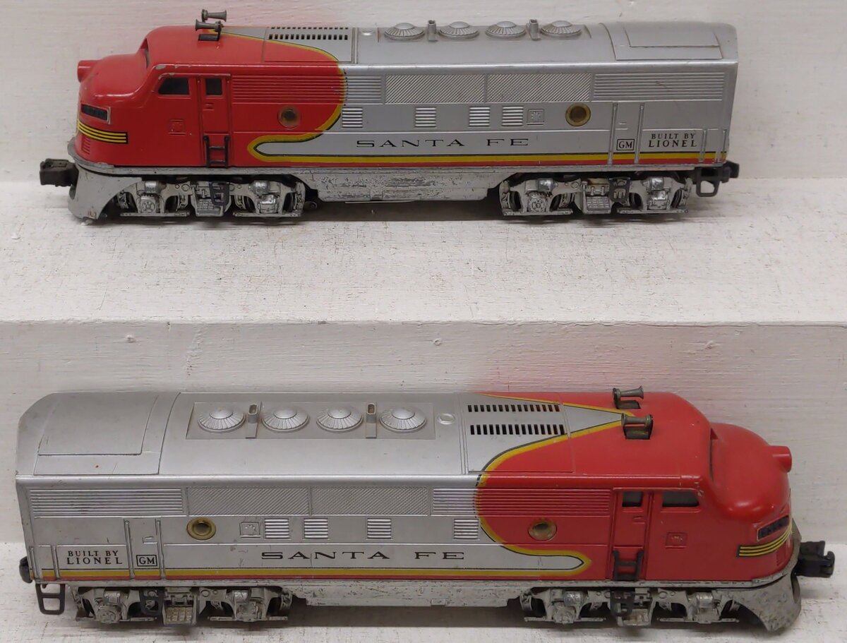 Lionel 2353 Vintage O Santa Fe F-3 AA Diesel Locomotive Set #2353 VG
