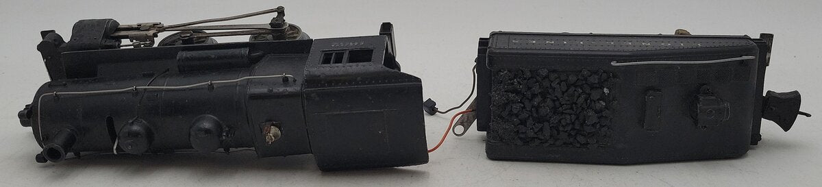 Lionel 1662 Vintage O 0-4-0 Steam Locomotive & Tender