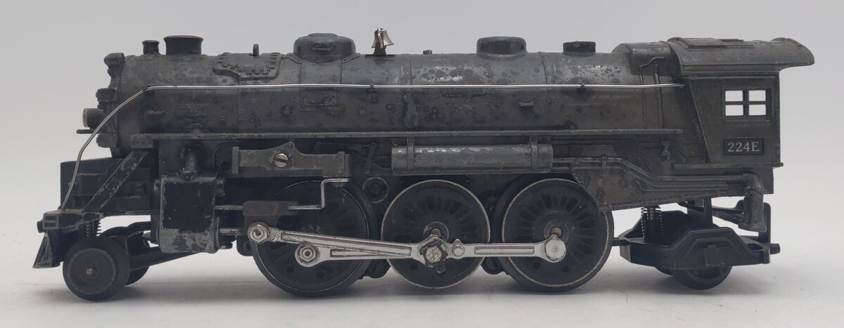 Lionel 224E Vintage O Die-Cast 2-6-2 Steam Locomotive