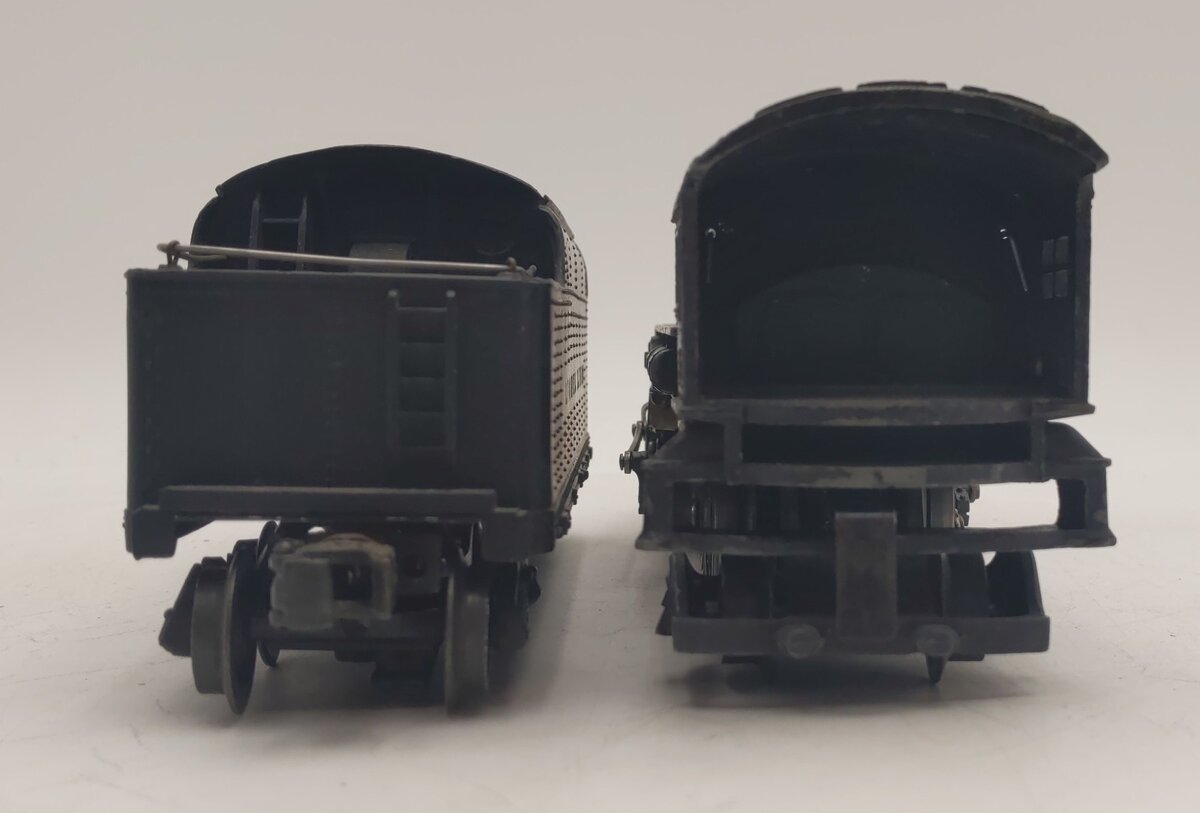 Lionel 224 Vintage O 2-6-2 Die-Cast Steam Locomotive (Early) with 2466W Tender