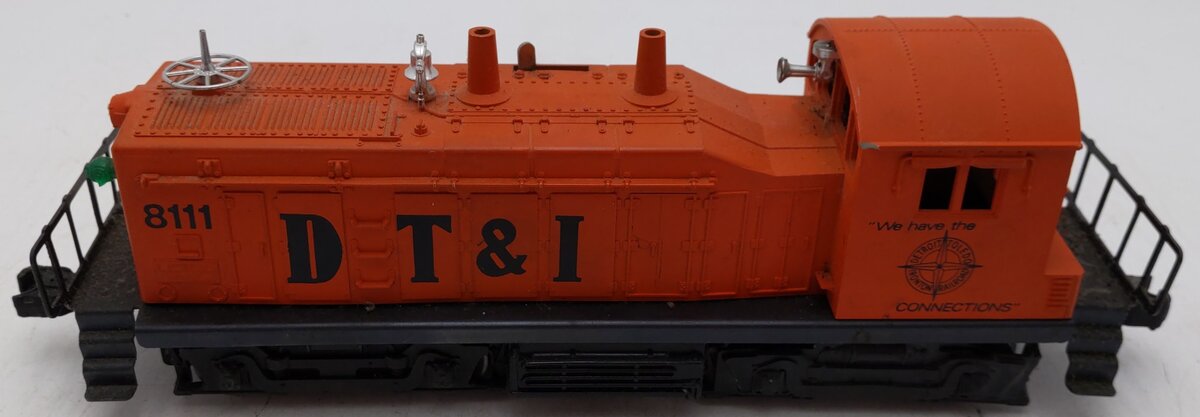 Lionel 6-8111 O Gauge DT&I NW-2 Switcher Diesel Locomotive VG