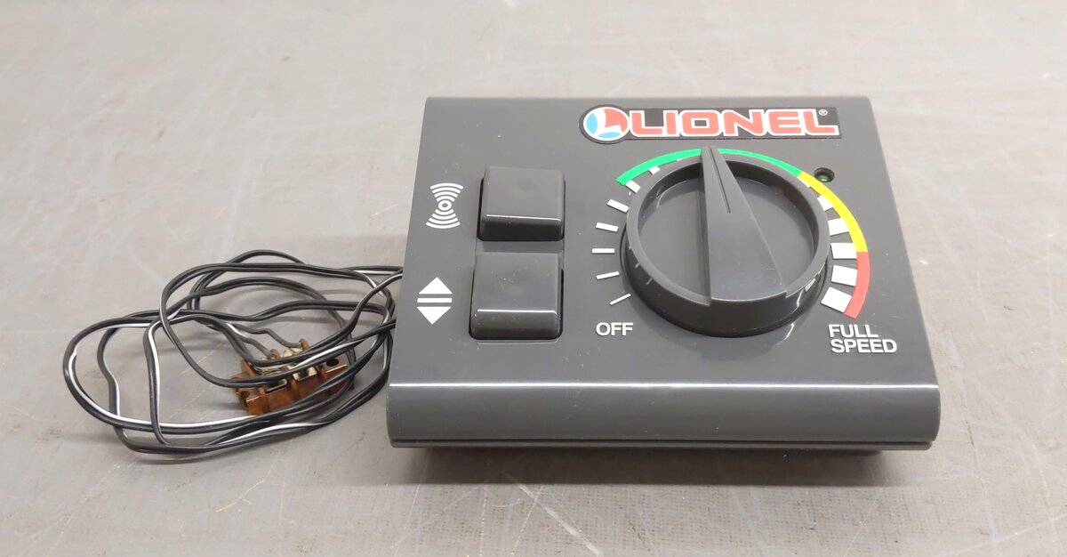 Lionel 6-12885 O Gauge 40W 3-Amp Power and Control System EX/Box