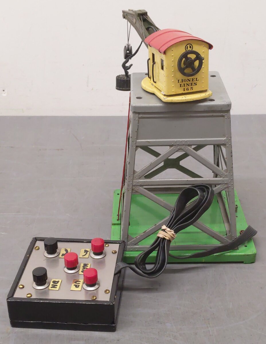 Lionel 165 Vintage O Gauge Custom Operating Gantry Crane with Electromagnet VG